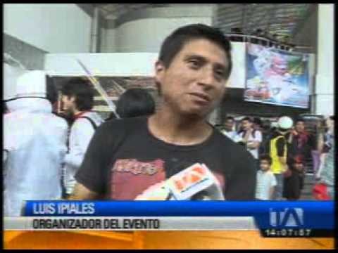 Amantes de los disfraces lucieron sus mejores galas en Quito