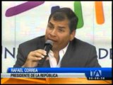 Correa aborda el tema de protestas estudiantiles en conversación con medios