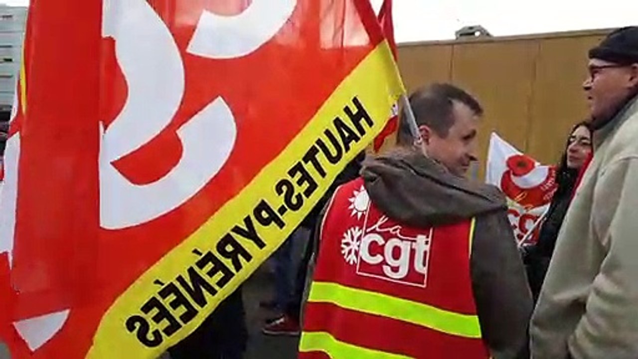 Les syndicats enterrent les promesses du Medef à Tarbes