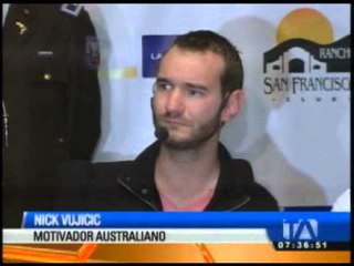 Un motivador australiano sin piernas ni brazos vista por primera vez Ecuador