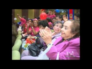 Mercedes Granda es la Reina de Quito de la Tercera Edad 2013-2014