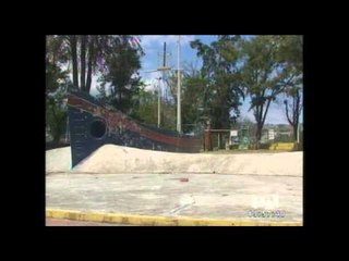Parque en mal estado en Ambato