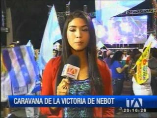 Nebot agradece el voto con una caravana motorizada