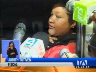 Dos sujetos mostraban sus armas en Facebook