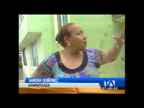 Inundaciones afectan 100 viviendas en Esmeraldas