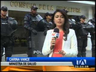 Médicos vuelven a las calles