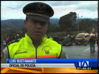 Un muerto y un heridos deja un  accidente de tránsito en la vía Loja-Cuenca