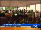 Familiares y amigos dan el último adiós a Walter Ocampo