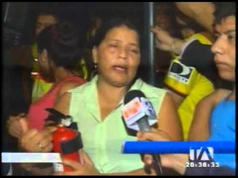 Mujer murió carbonizada en choque de aunto con volqueta