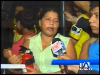 Mujer murió carbonizada en choque de aunto con volqueta