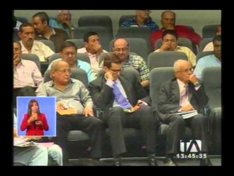 Futbolistas barajan paralizar el campeonato nacional