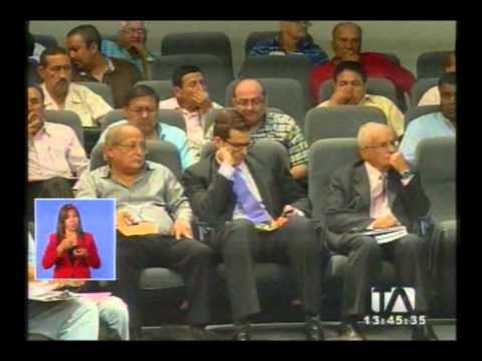 Futbolistas barajan paralizar el campeonato nacional
