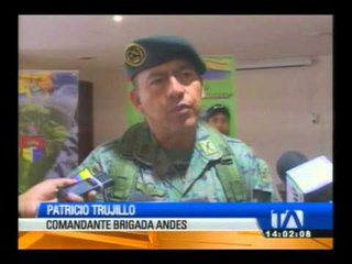 El ejército incauta tela militar en el Carchi