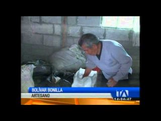 Elaboración de artesanías con cuernos de toro