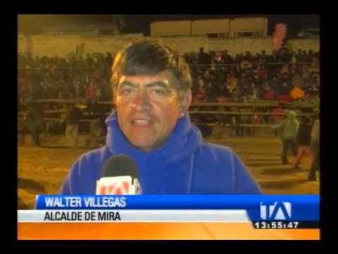 Habitantes de Mira disfrutaron del Novillo de Bomba