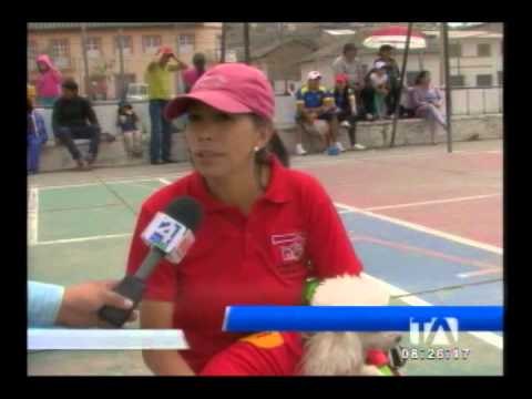 Realizan caminata a favor de los derechos de los animales en Guaranda