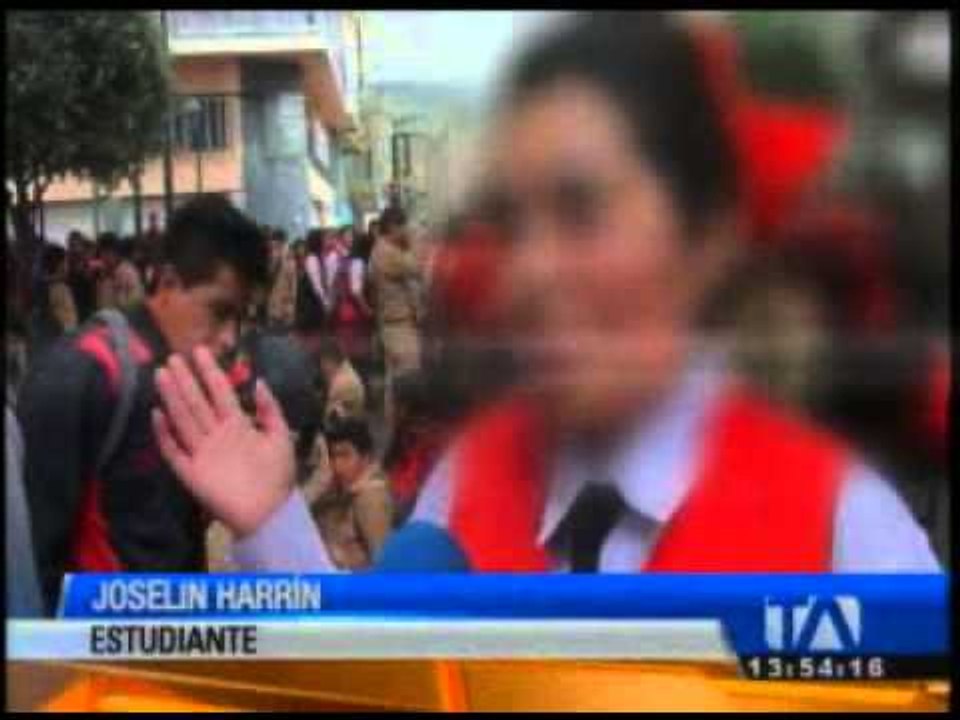 Estudiantes del Colegio Bolívar protestan por reubicación