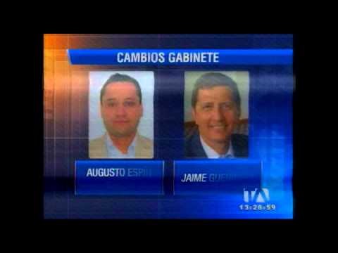 Presidente Correa oficializa cambios en su gabinete