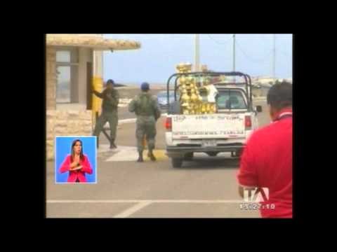 Dos pilotos mueren en accidente de avión de la FAE en Salinas