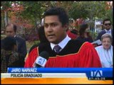 50 policías se graduaron en Ciencias Políticas en la USFQ