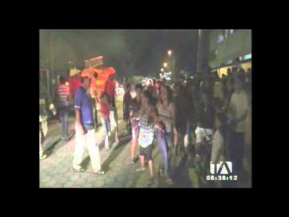 Incendio consume una casa en El Coca