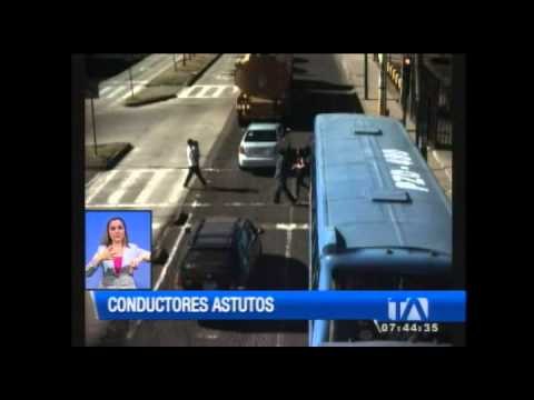 Conductores de transporte pesado son captados invadiendo el carril exclusivo