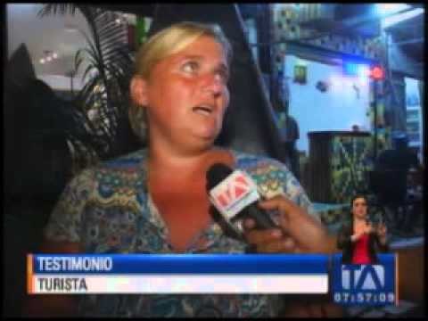 Turistas extranjeros marcharon por la muerte de las jóvenes argentinas