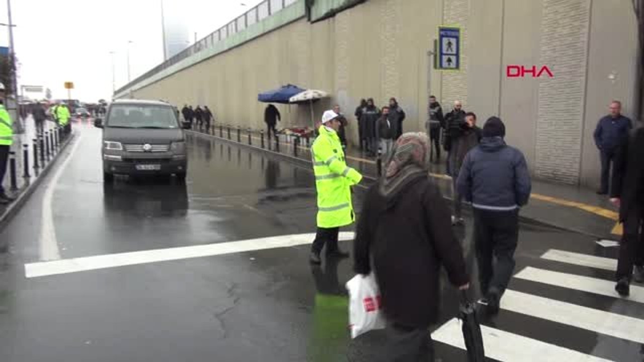 Mecidiyeköy'de Trafikte Yaya Önceliği Etkinliği