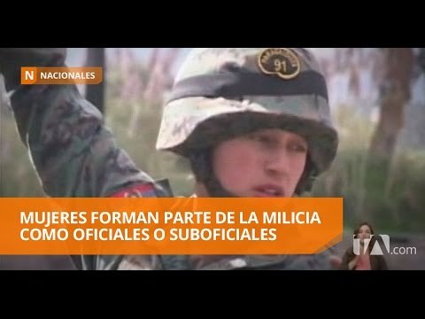 Mujeres forman parte de la milicia como oficiales o suboficiales