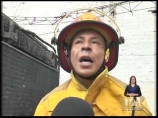 Techo de mecánica colapsó por intensa granizada