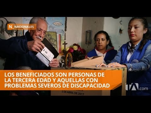 Unas 800 personas con discapacidad y mayores de 65 años votan hoy