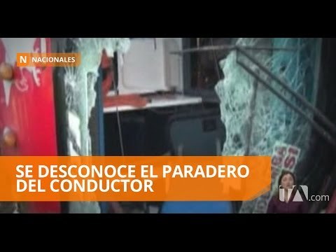 Un muerto y varios heridos deja accidente de tránsito en Cañar