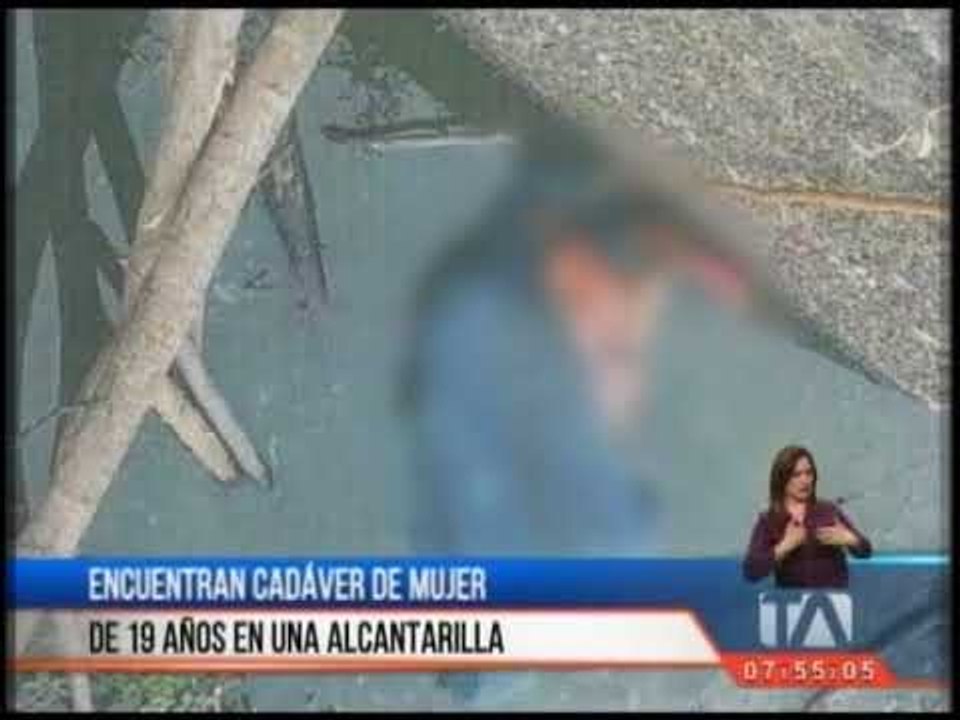 Encuentran cadáver de mujer de 19 años en una alcantarilla en Guayas