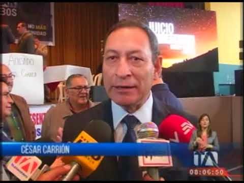 Rafael Correa es condenado simbólicamente a cumplir 30 años de prisión