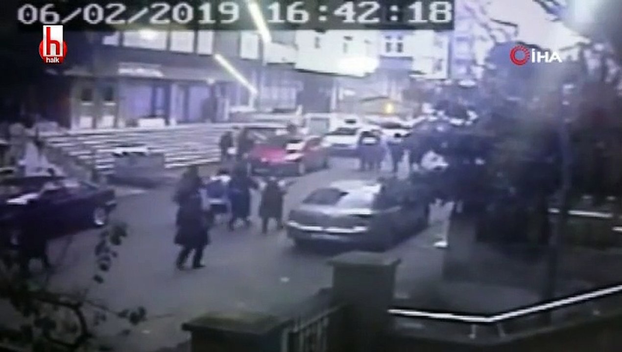 Kartal'daki binanın çökme anı