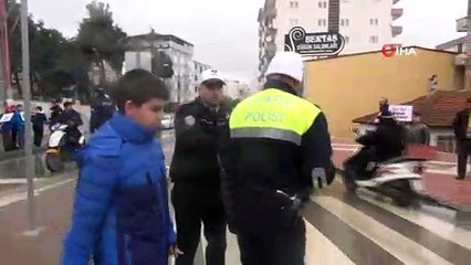 Orhangazi'de 'Öncelik Hayatın, Öncelik Yayanın' uygulaması yapıldı