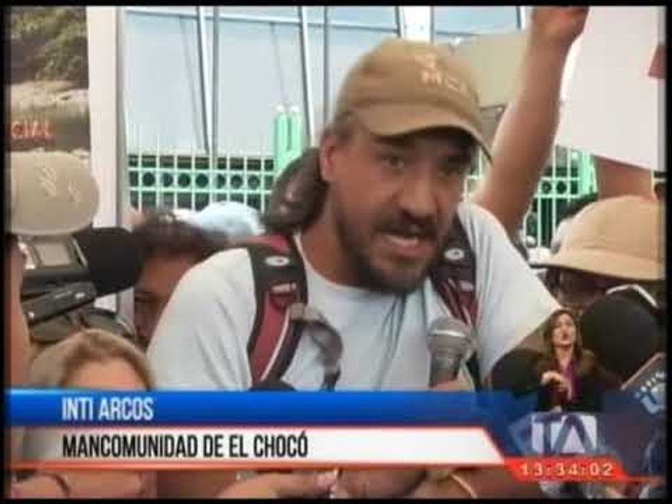 Marcha contra las concesiones mineras se desarrolla en Quito