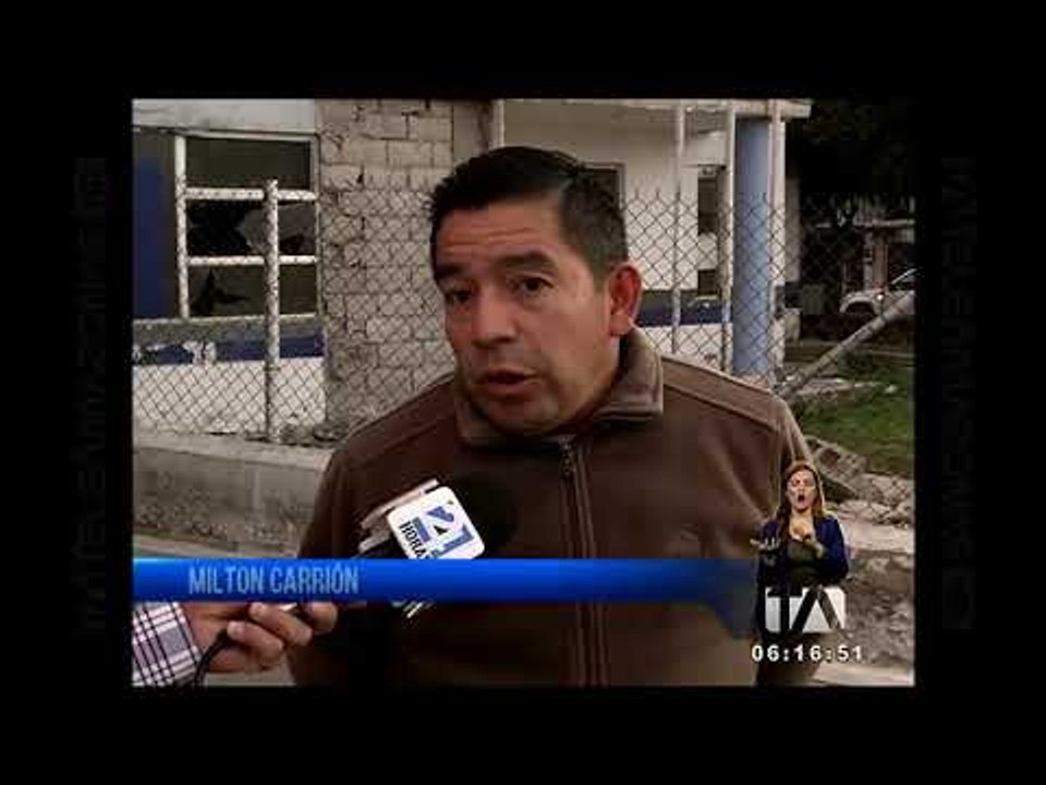 UPC de Carapungo se cae a pedazos