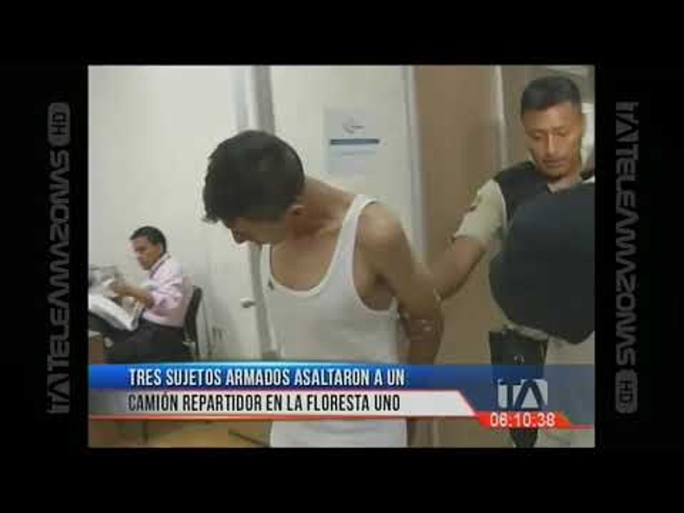 Tres sujetos armados asaltaron a un camión repartidor