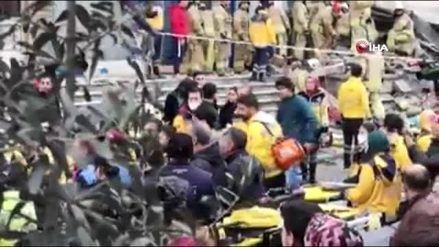 Kartal'da Çöken Binanın Enkazından Kurtarma Çalışmaları