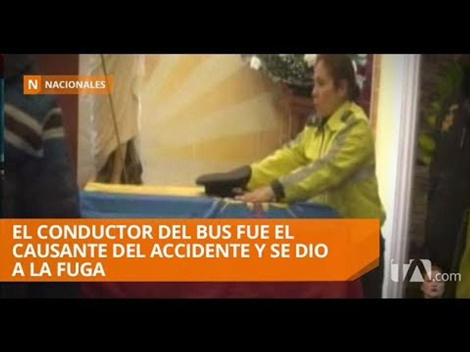 Llegaron hasta Riobamba los cuerpos de fallecidos en vía a Santo Domingo - Teleamazonas