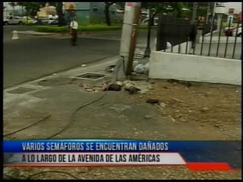 Varios semáforos dañados en la Av. de las Américas en Guayaquil