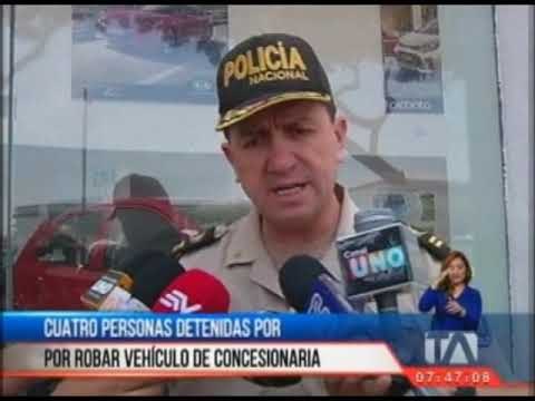 Cuatro personas detenidas por robar un vehículo de una concesionaria