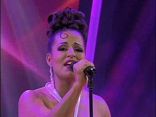 GALA 42 YMLL5 -  Selena