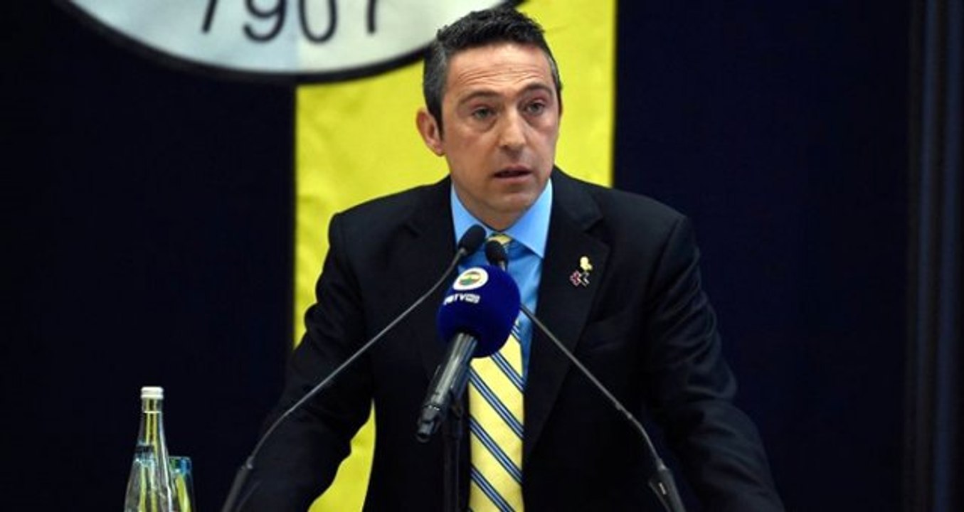 Fenerbahçe'nin Eski Yöneticisi Mahmut Uslu, Ali Koç'u Yerden Yere Vurdu