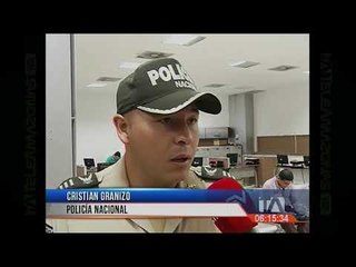 Video captó el momento en que un delincuente es corchado por varios autos