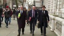 Tory Leavers and Remainers arrive at Cabinet Office