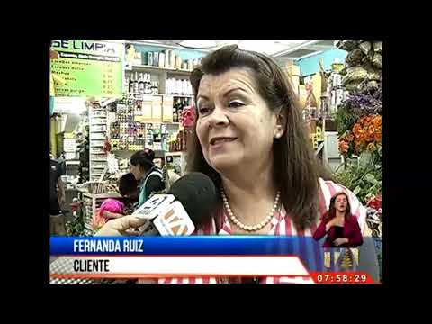 Varias personas se realizan limpias con hierbas para empezar el año -Teleamazonas