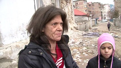 Korçë, 69-vjeçari tenton të vrasë policin - Top Channel Albania - News - Lajme