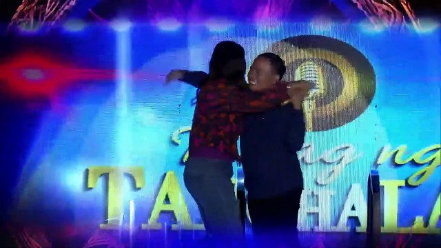 Tawag ng Tanghalan Update: Adelle Nicole steals the Golden Microphone from Eric Cagadas!